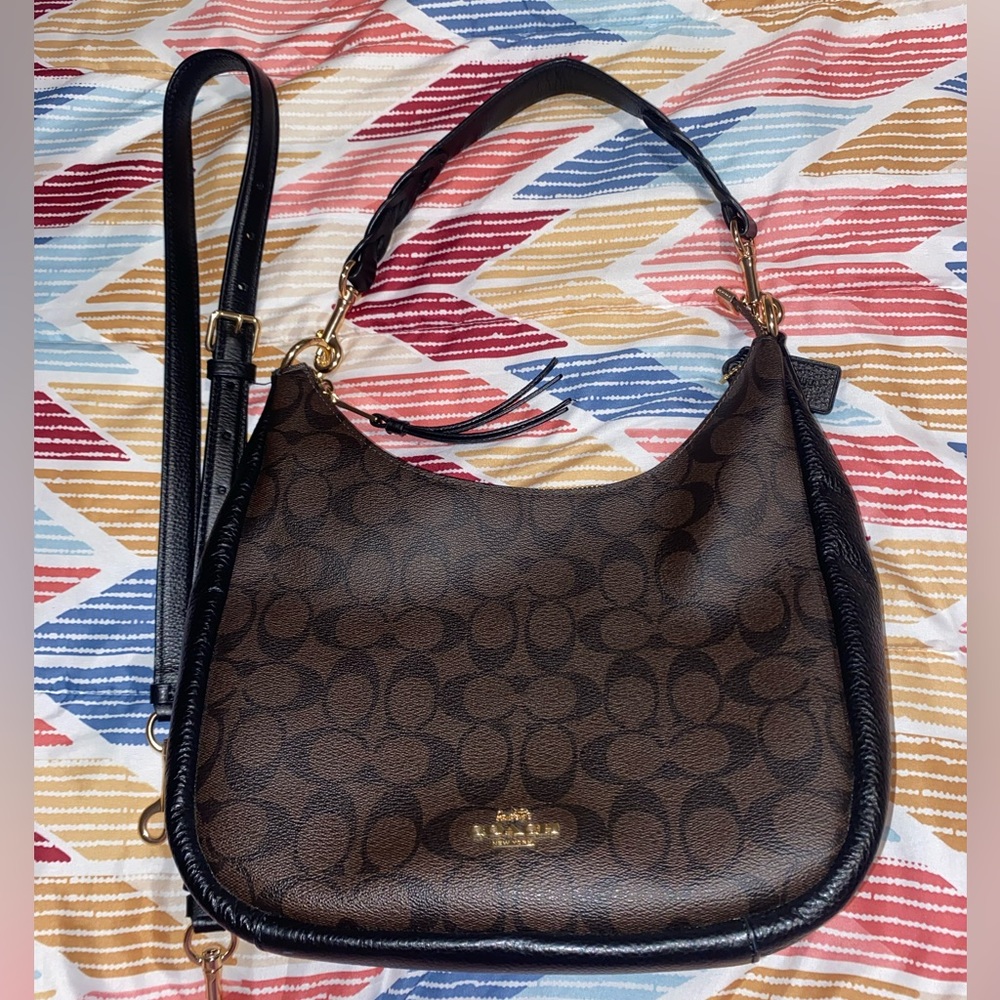 ✨Pre-Loved Coach Jules Hobo Bag in Signature Canvas and Leather✨